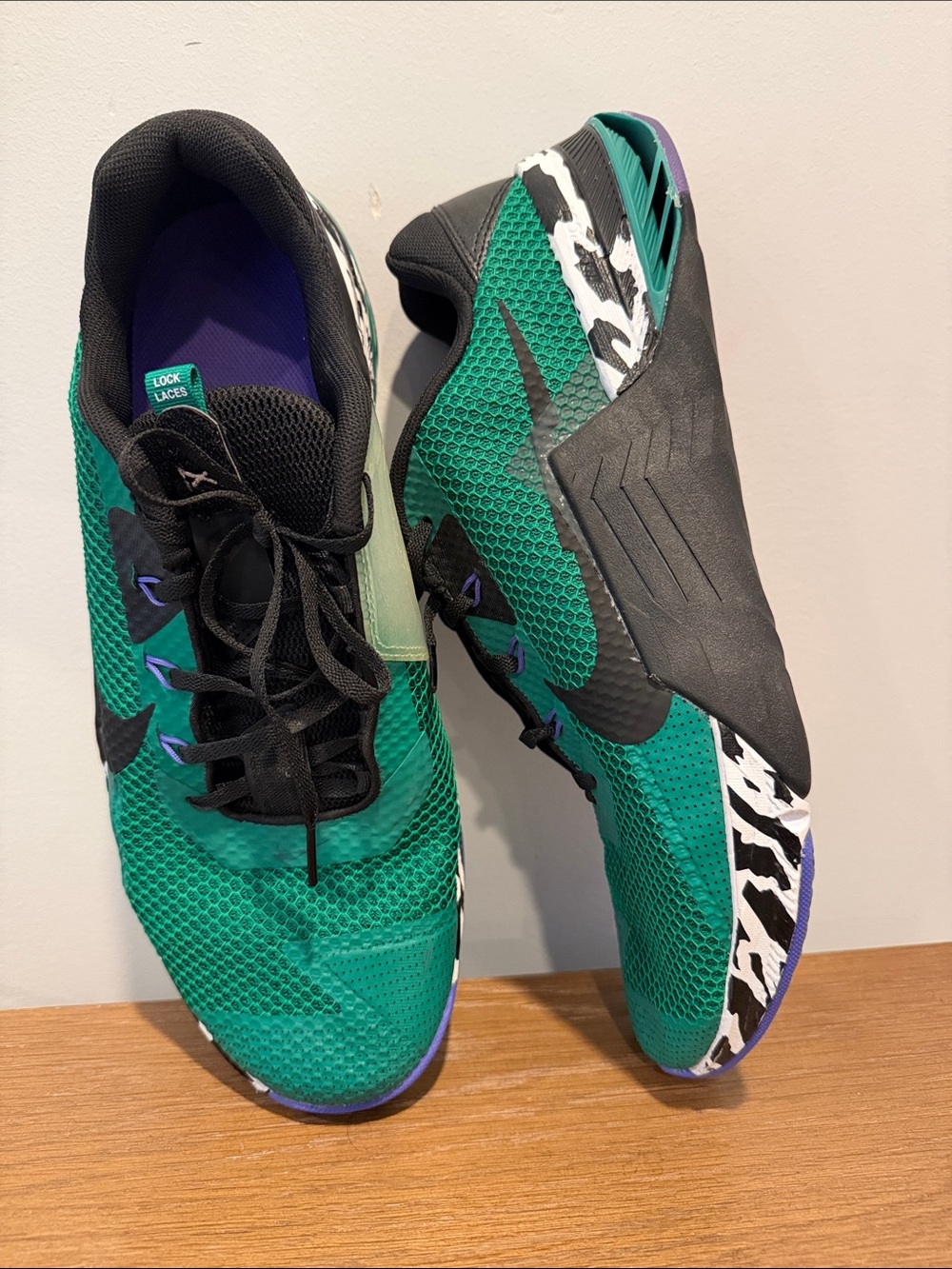 Nike Metcon 7 Men’s - Green and Black Athletic Shoes with Purple Accents